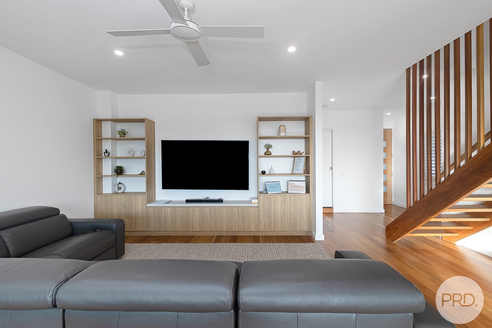 29 Leonard Avenue SHOAL BAY 6