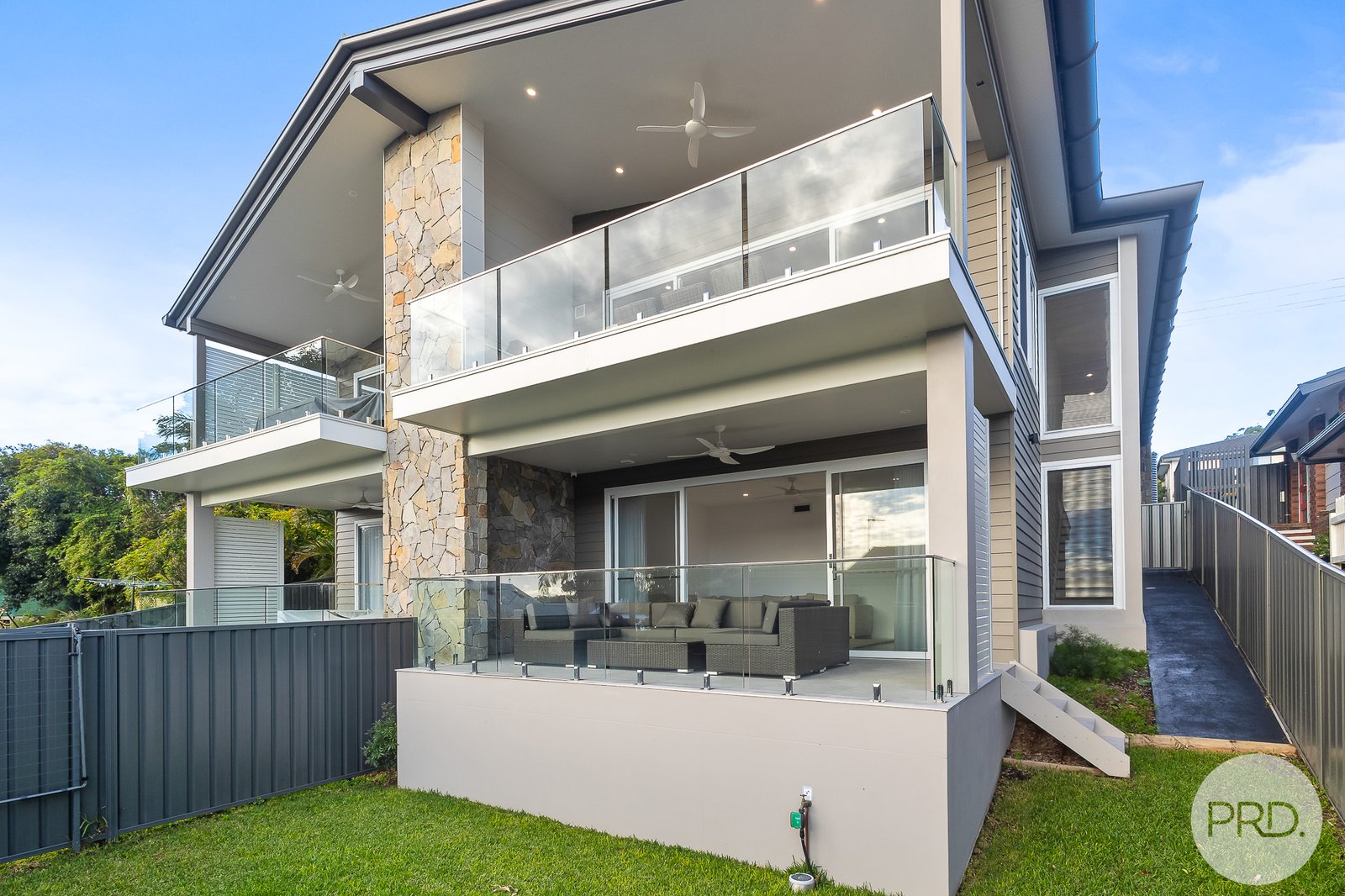 29 Leonard Avenue SHOAL BAY 8