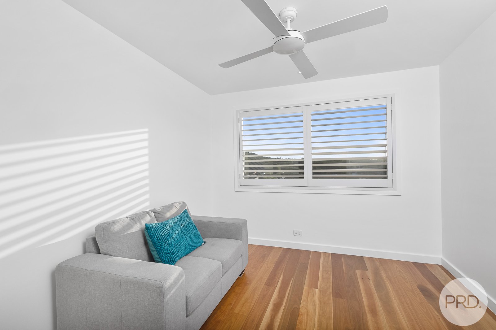 29 Leonard Avenue SHOAL BAY 18