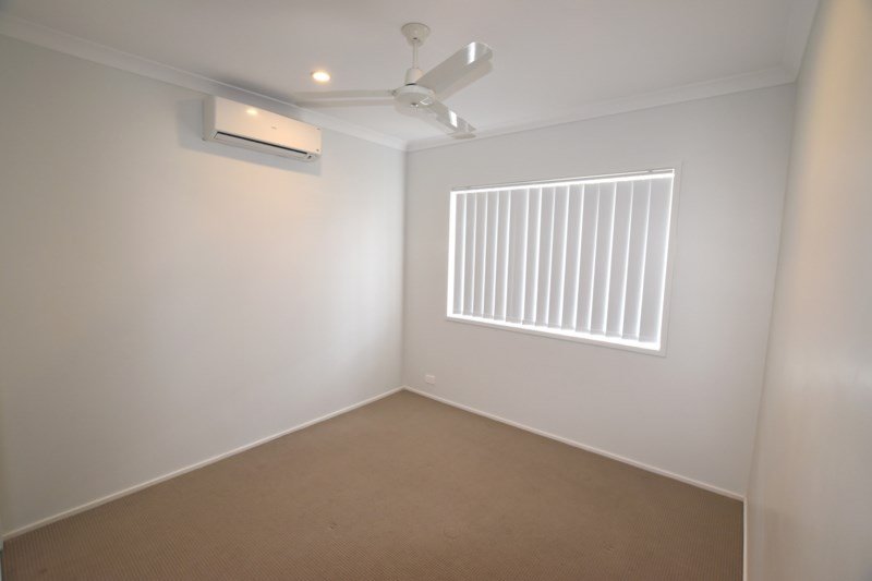 29 Lilyvale Esplanade BOYNE ISLAND 6