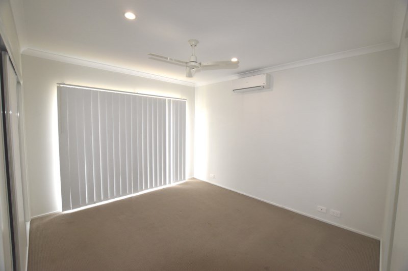 29 Lilyvale Esplanade BOYNE ISLAND 10