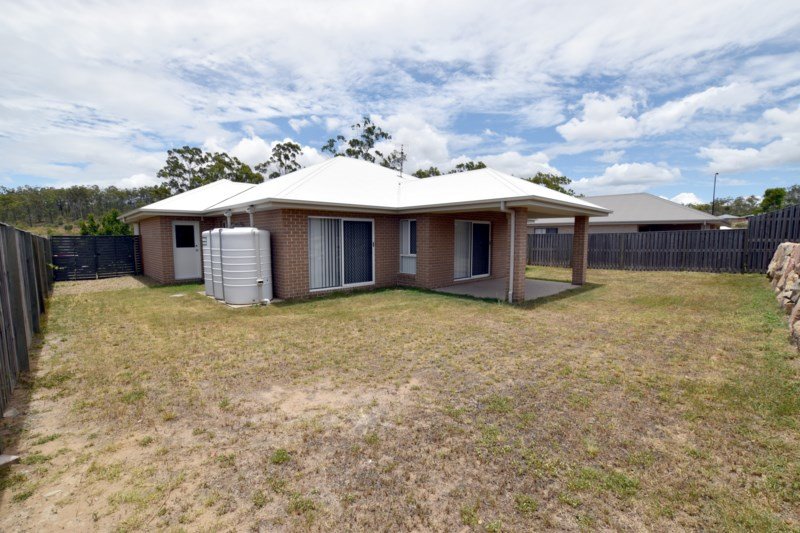 29 Lilyvale Esplanade BOYNE ISLAND 11