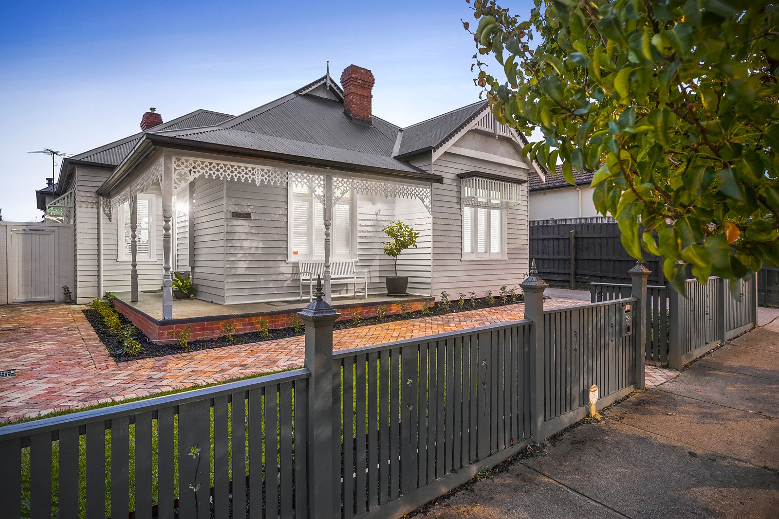 29 Lincoln Road, Essendon VIC 3040
