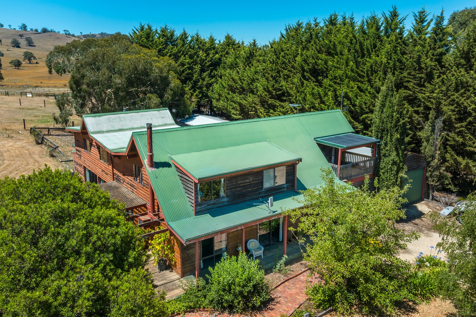 Real Estate and Property in 29 Lowden Close, Goldie, VIC