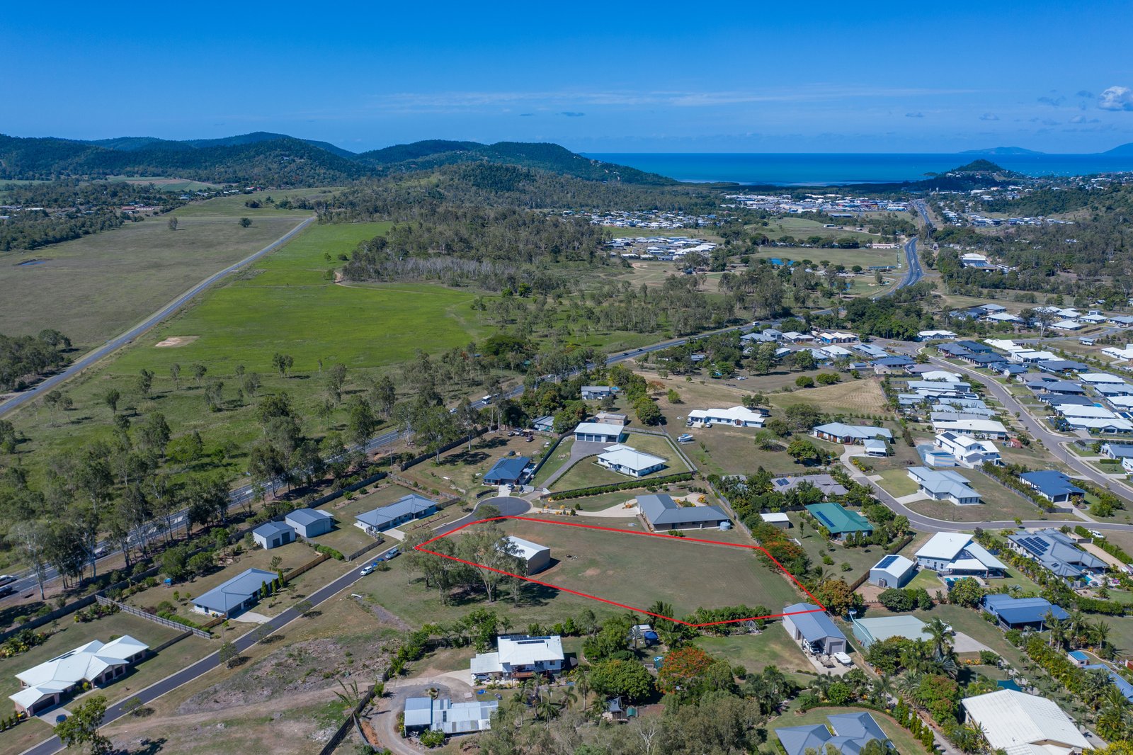 29 Lyndon Court CANNON VALLEY 8