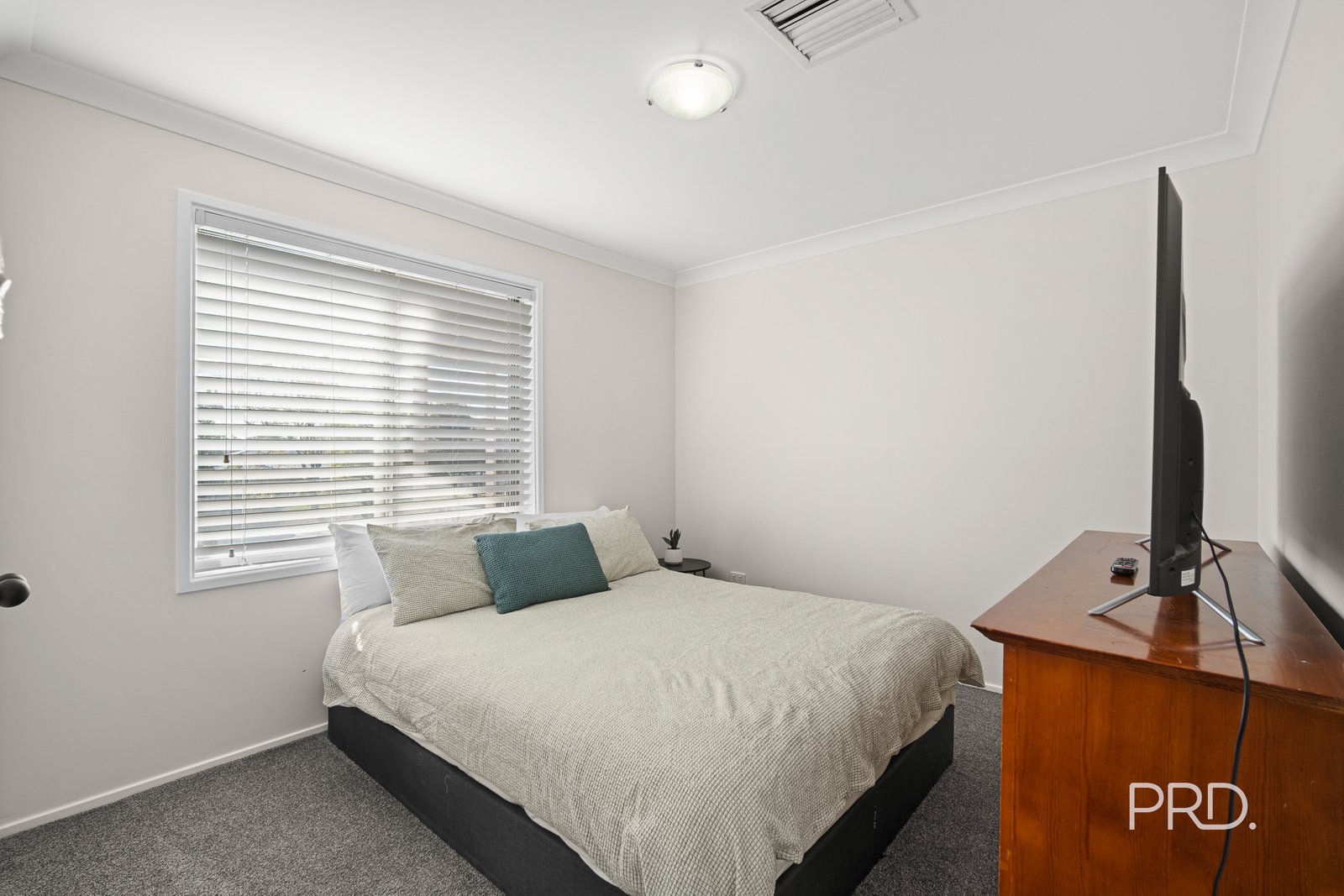 29 Mallory Street ASHMONT 15