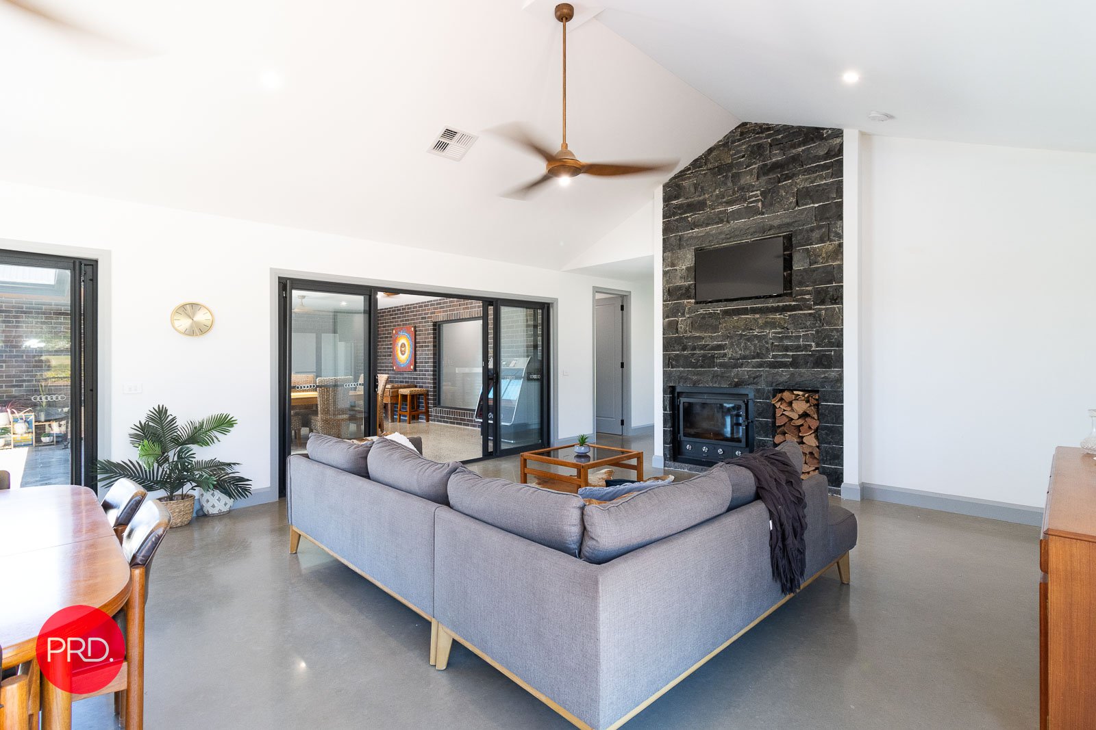 29 Mathews Lane BUNGENDORE 14