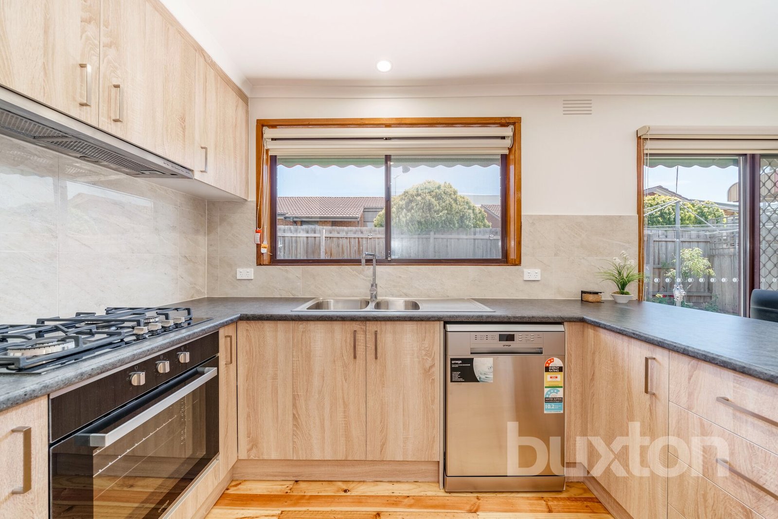Gallery: 2/9 May Park Avenue