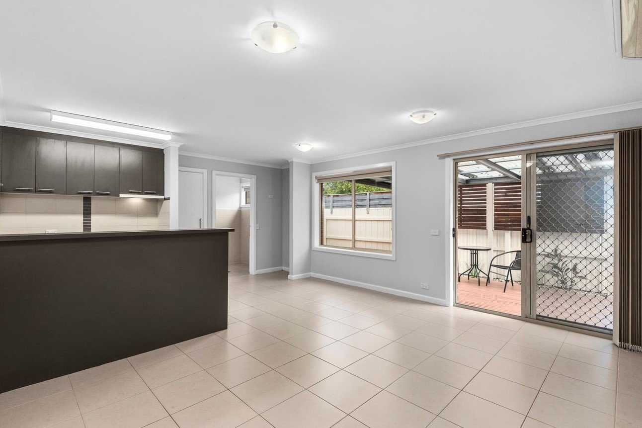 Gallery: 2/9 McNeil Avenue