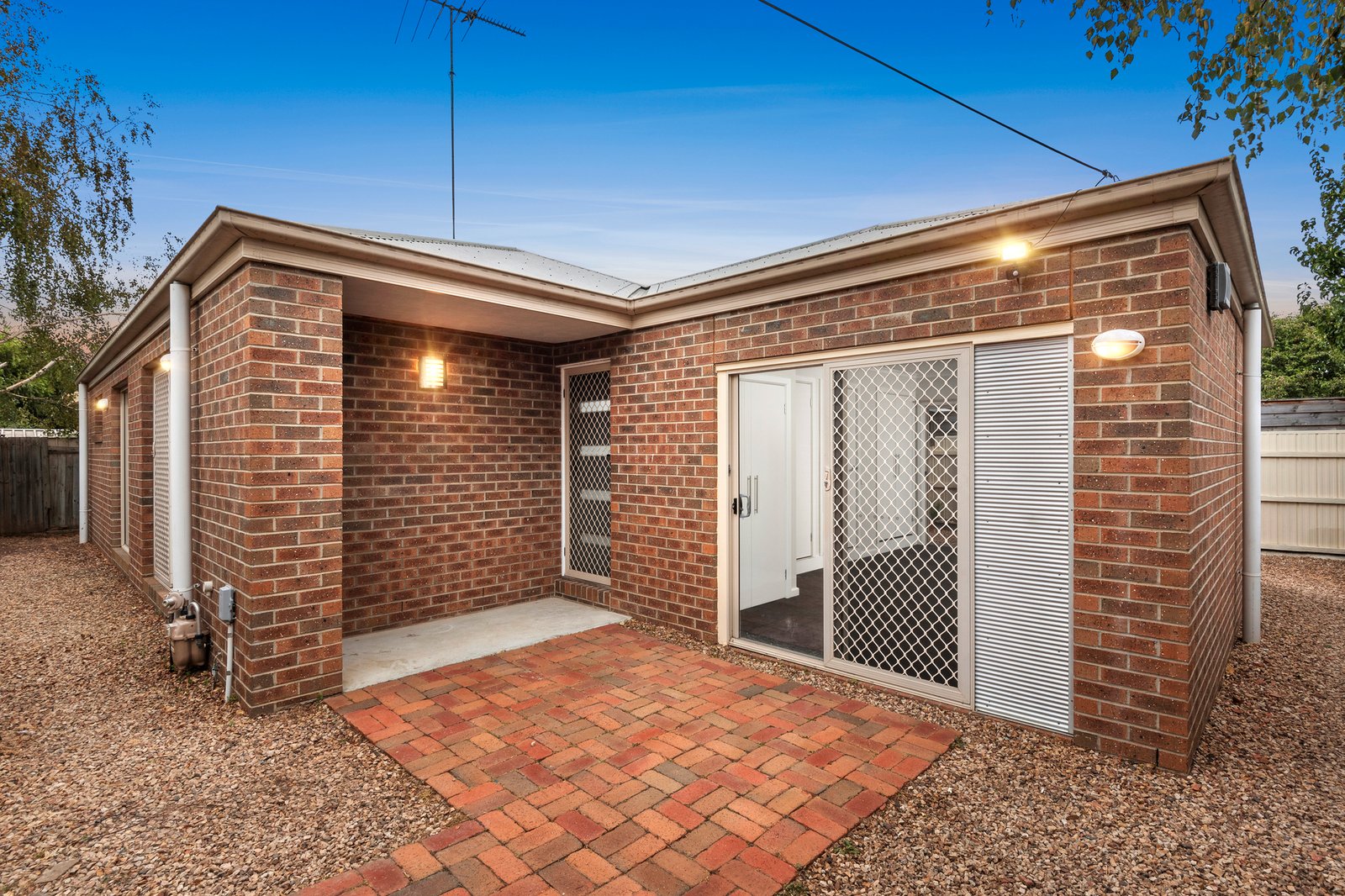 2/9 McNeill Avenue, East Geelong VIC 3219 Buxton 2024