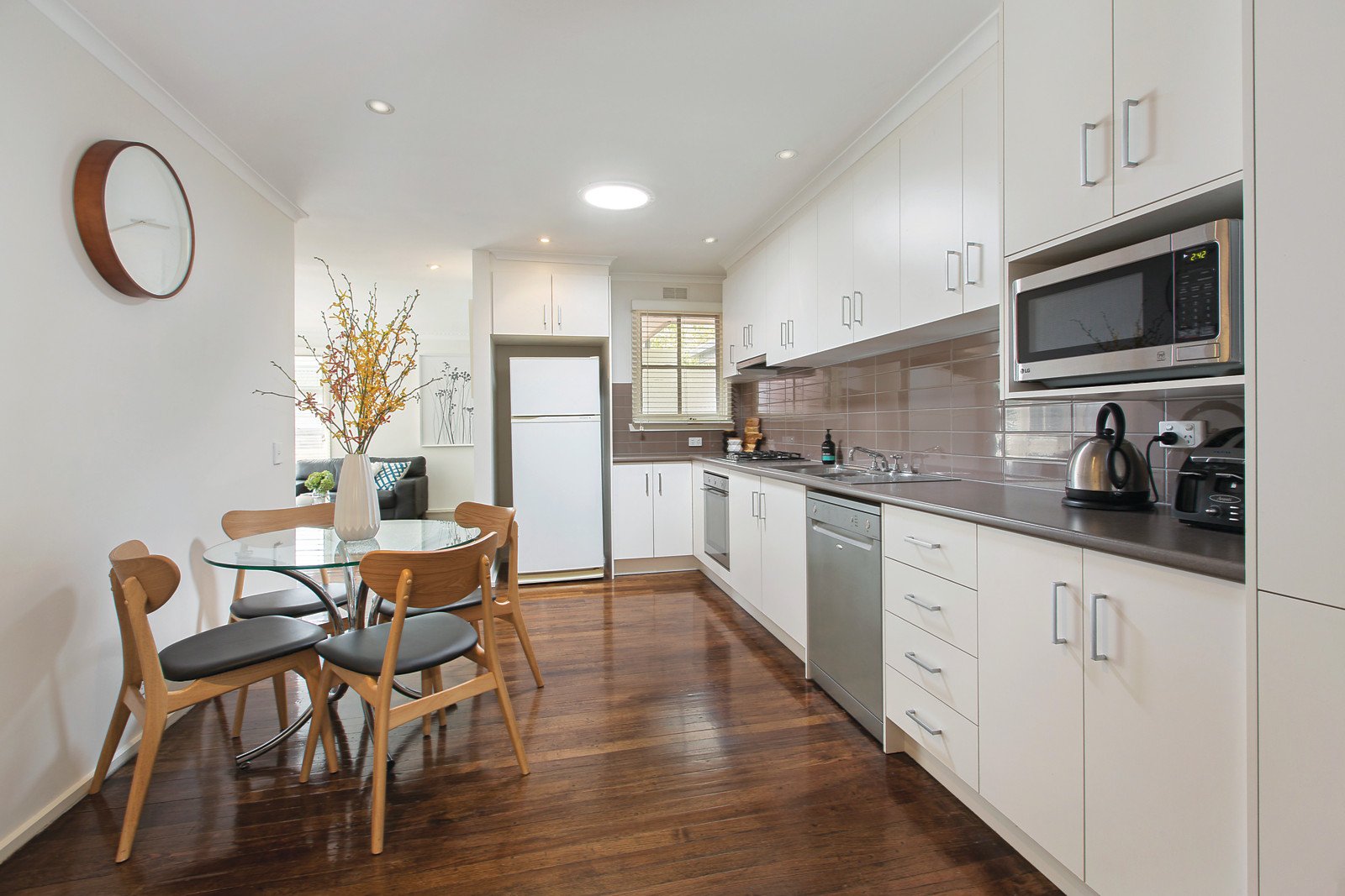 2/9 Middlesex Road, Surrey Hills, VIC