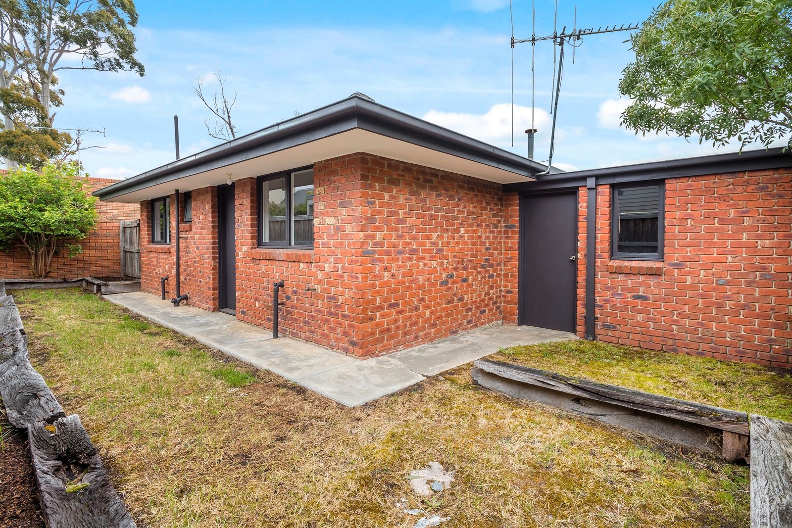 Real Estate and Property in 2/9 Mitchell Street, Kyneton, VIC