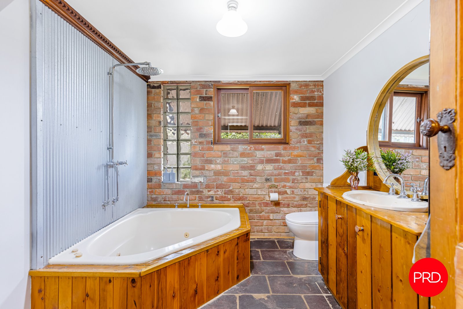 29 Moon Street SAILORS GULLY 10