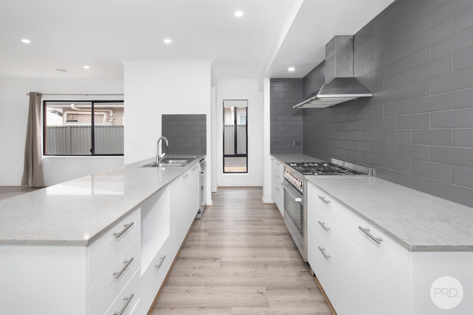 29 Moore Way LUCAS 5