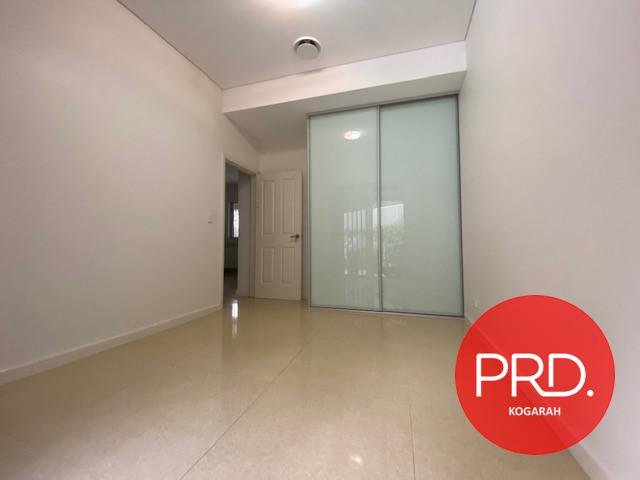 2/9 Murdock Crescent LUGARNO 5