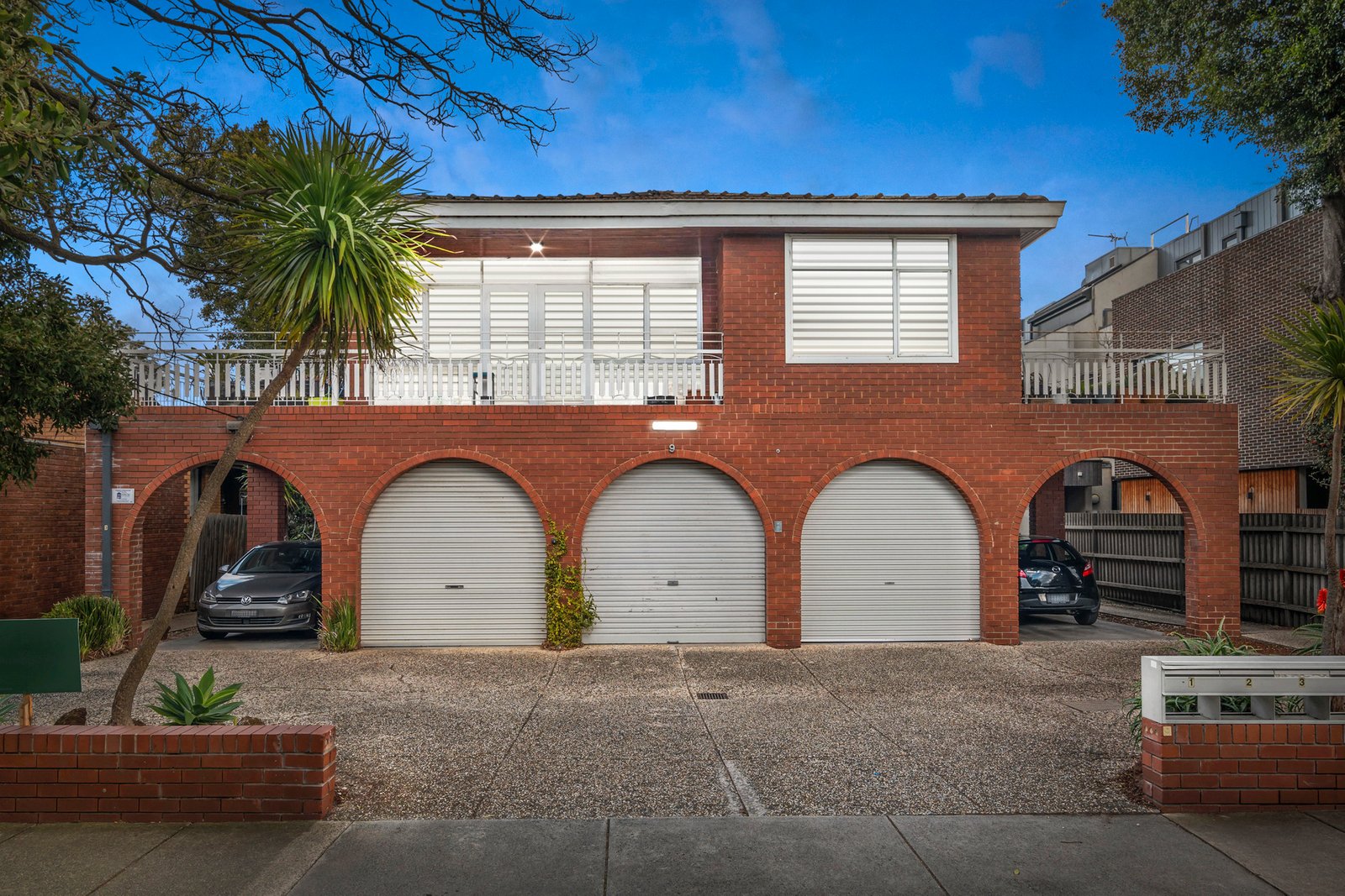 Real Estate and Property in 2/9 Narong Road, Caulfield North, VIC