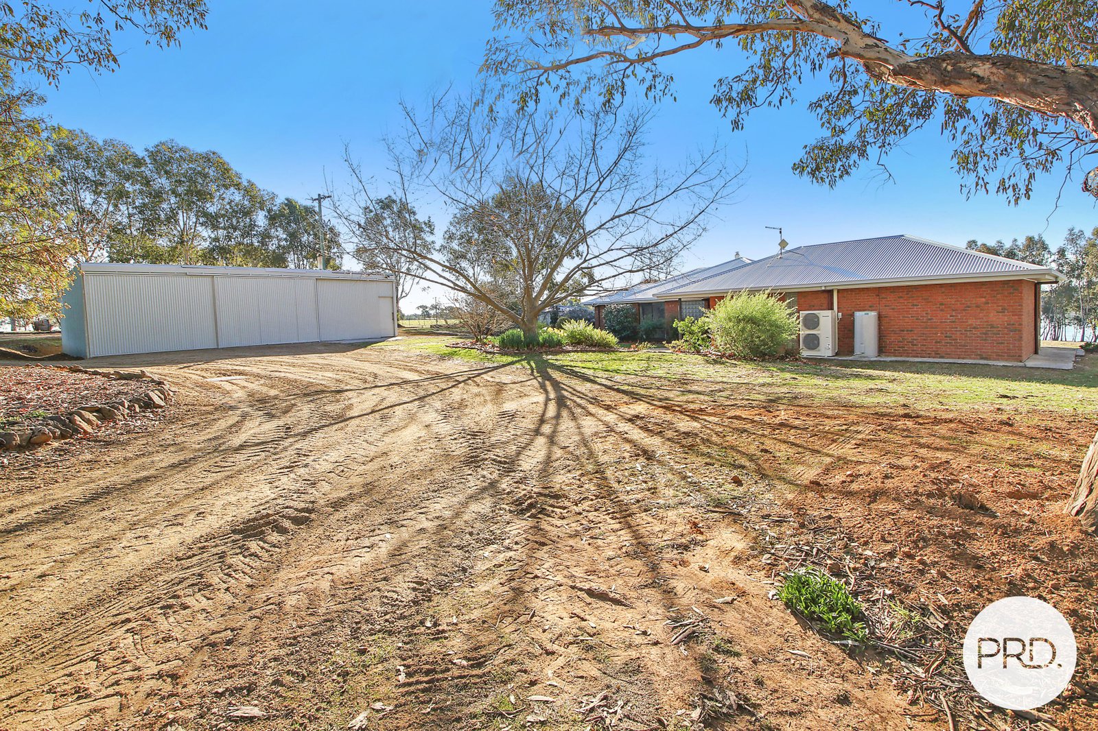 29 Nyanza Road TABLE TOP 9