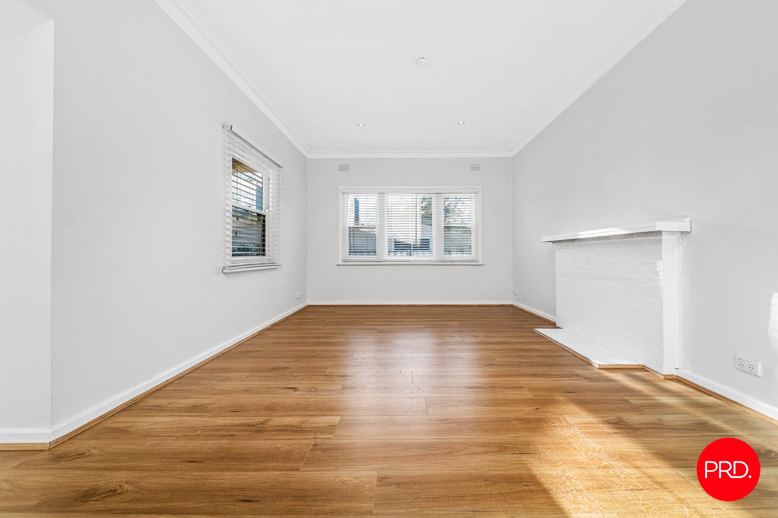 29 Oak Street GOLDEN SQUARE 6