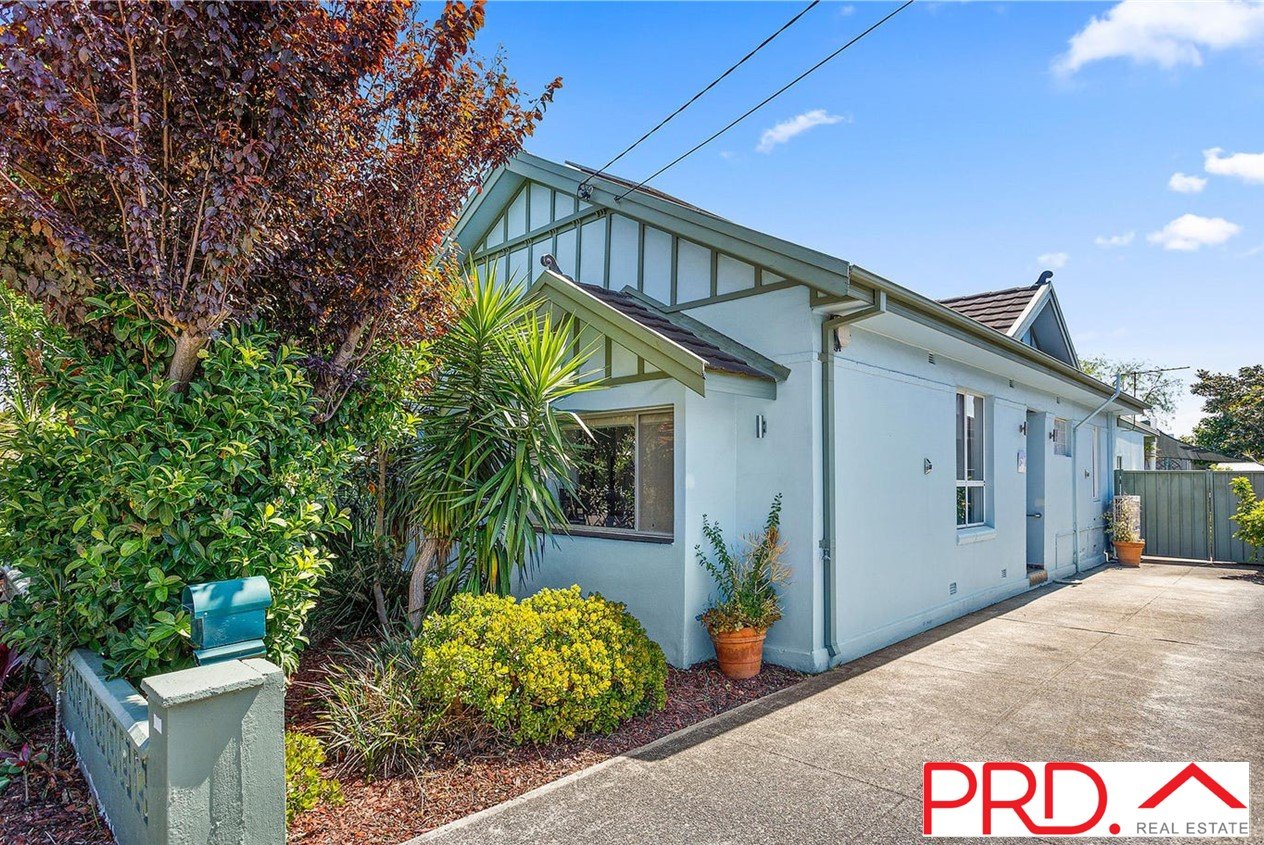 29 O'Connell Street MONTEREY 1