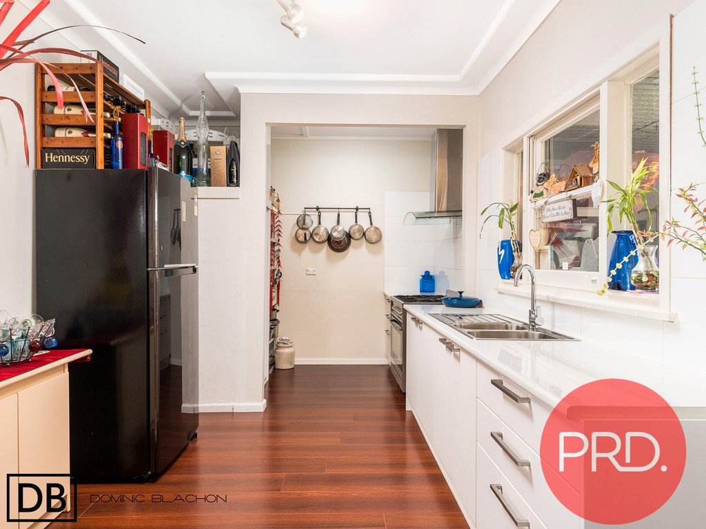 29 Orana Crescent PEAKHURST HEIGHTS 4