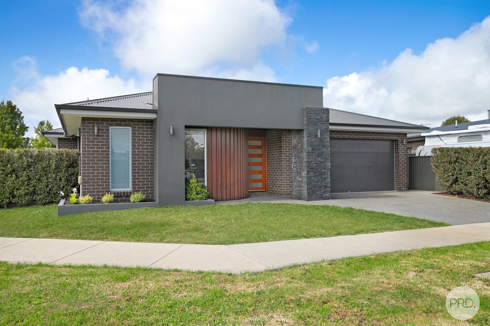 29 O'Shannassy Parade LUCAS 1