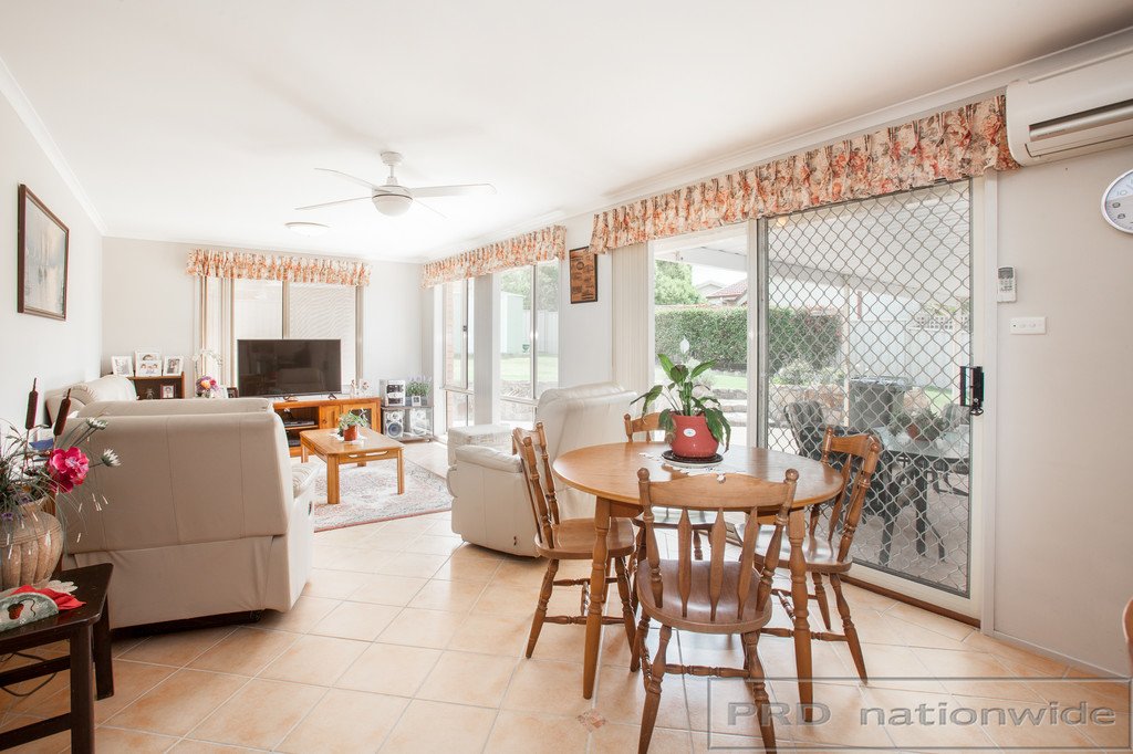 29 Pacific Crescent ASHTONFIELD 12