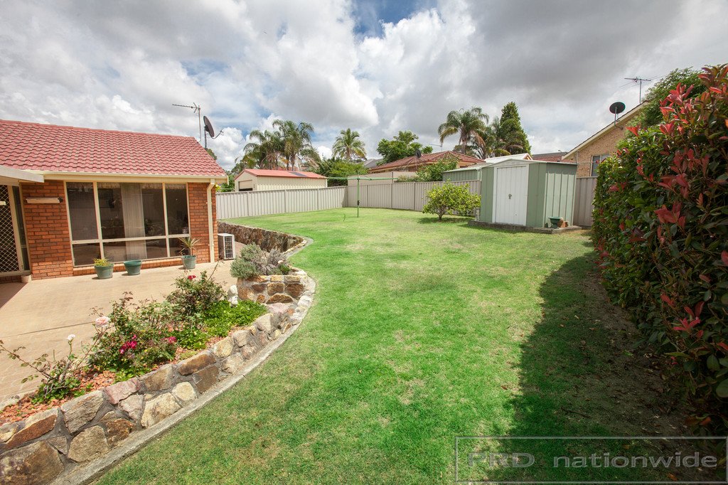 29 Pacific Crescent ASHTONFIELD 24