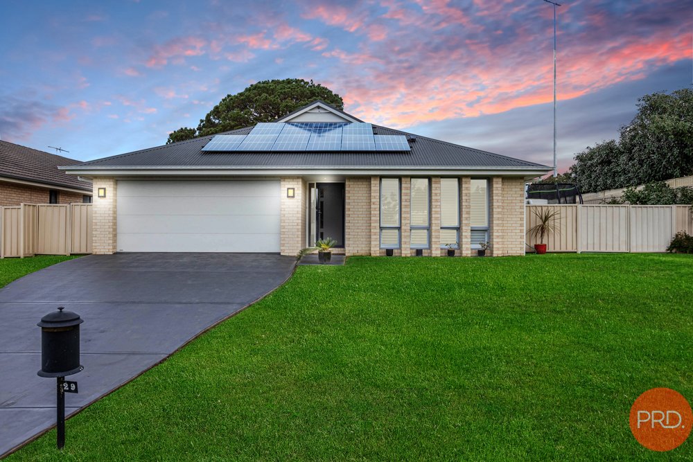 29 Parklands Road LARGS 1