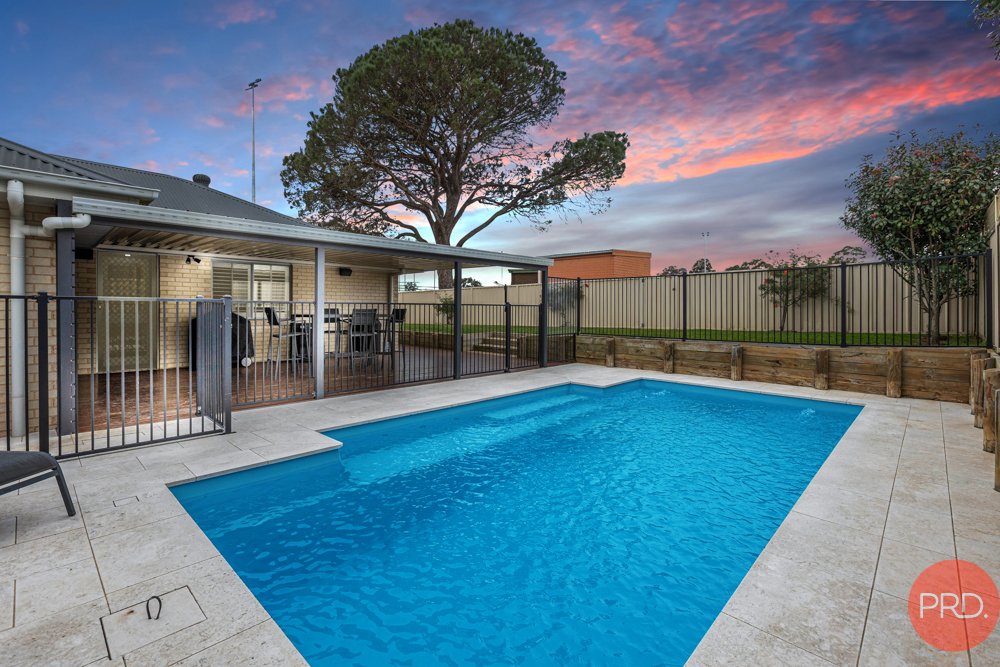 29 Parklands Road LARGS 3