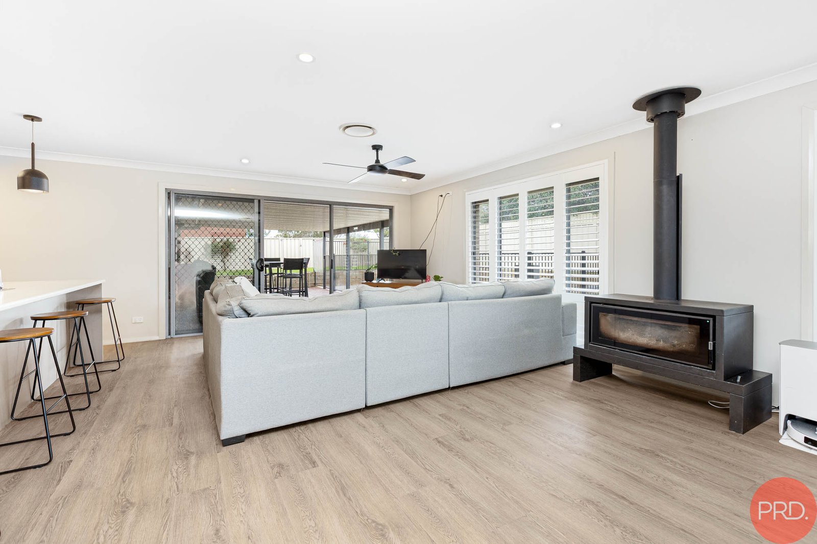 29 Parklands Road LARGS 12