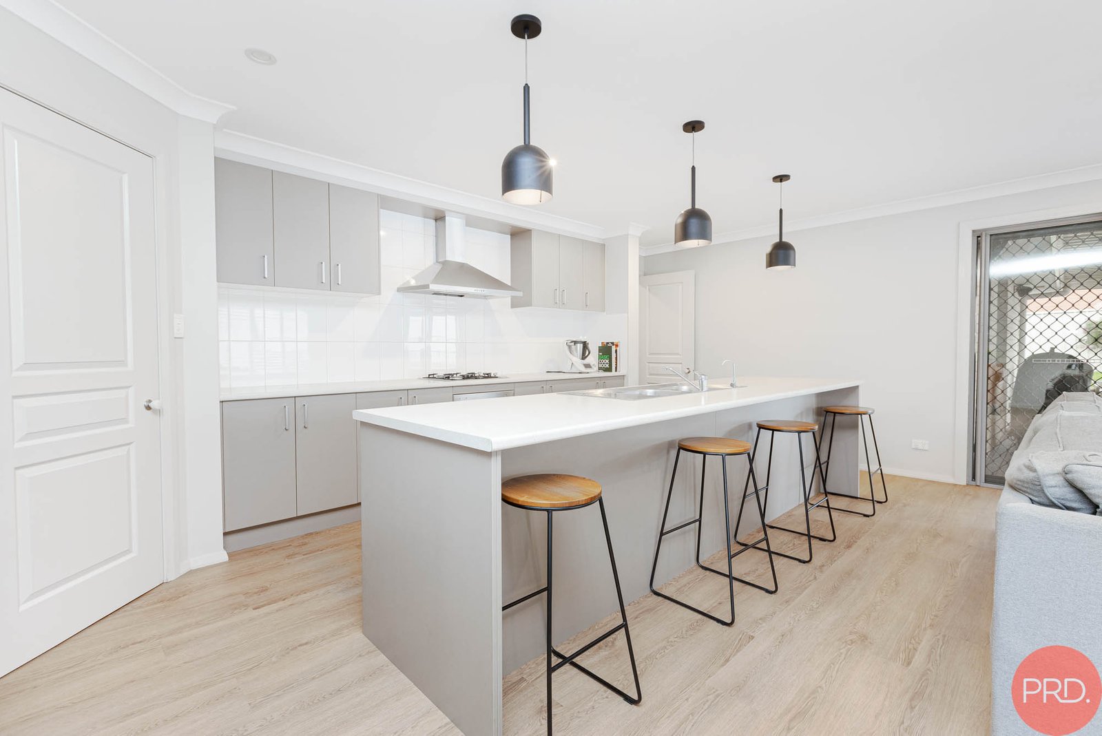 29 Parklands Road LARGS 13