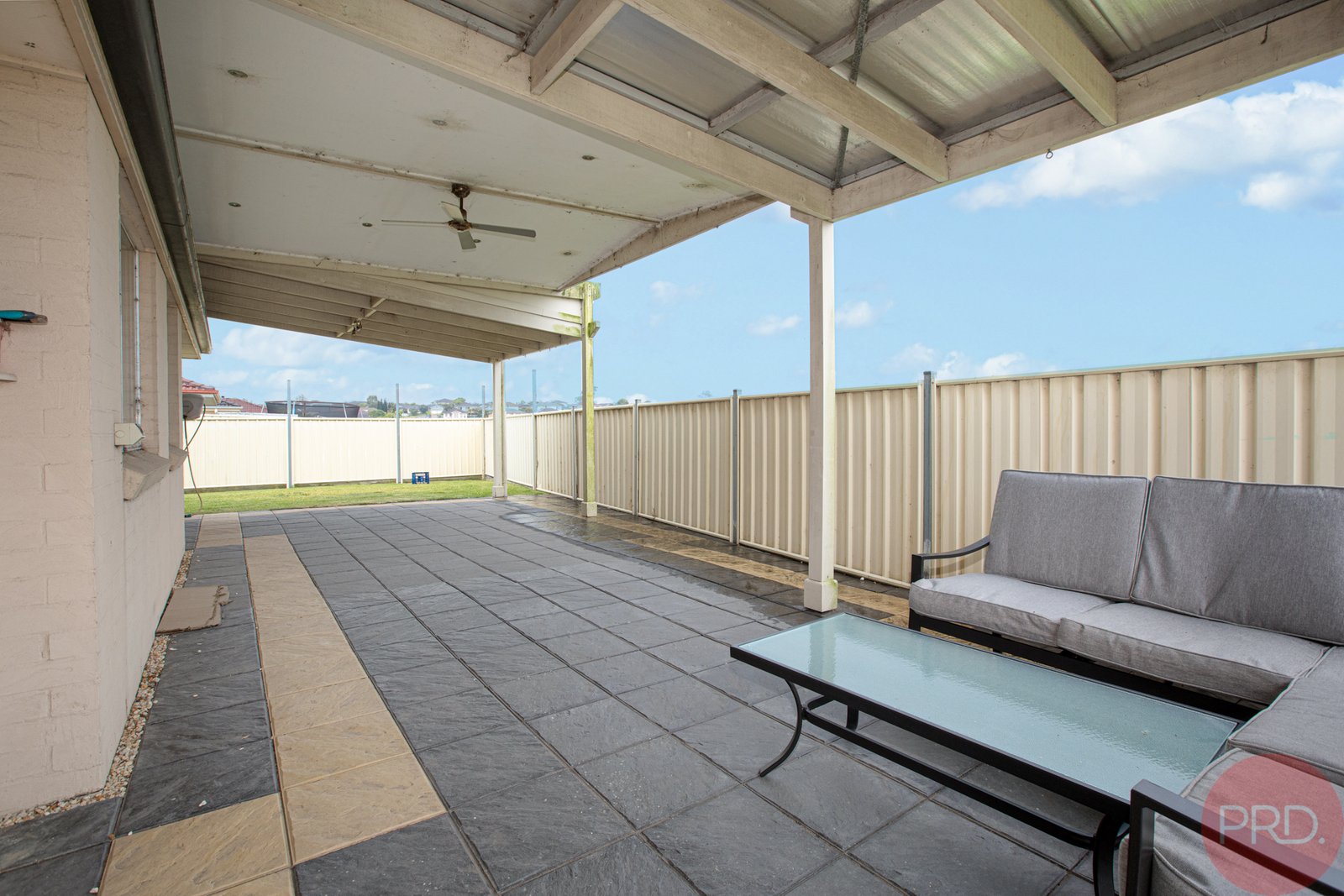 29 Parkside Crescent THORNTON 13