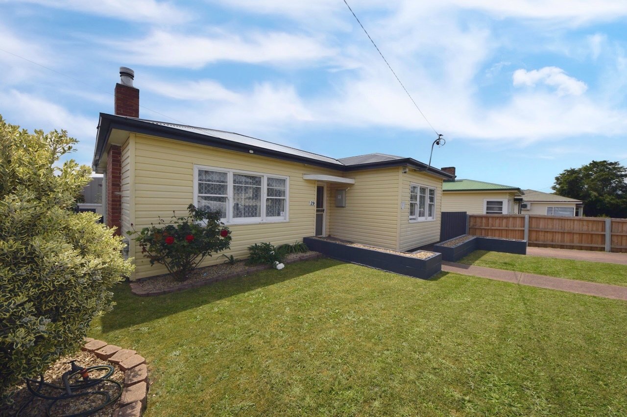 29 Pitcairn Street GLENORCHY 10