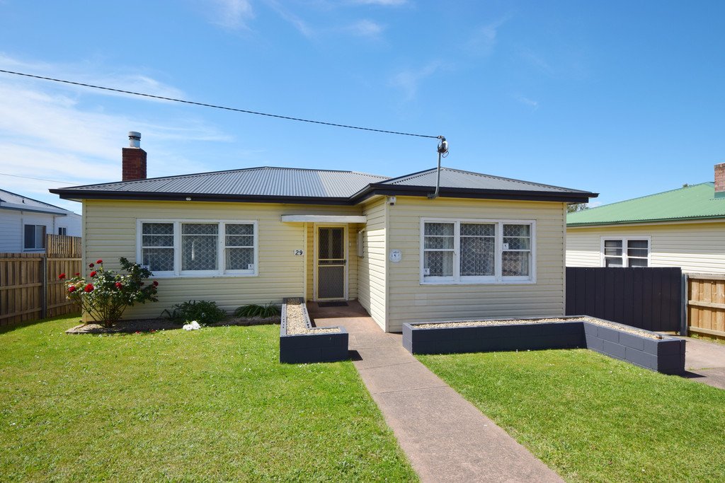 29 Pitcairn Street GLENORCHY 26