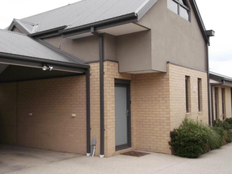 Photos: 2/9 Prentice Street