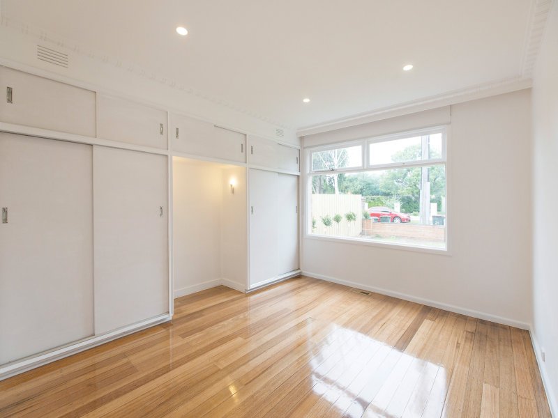 Gallery: 29. Primrose Crescent
