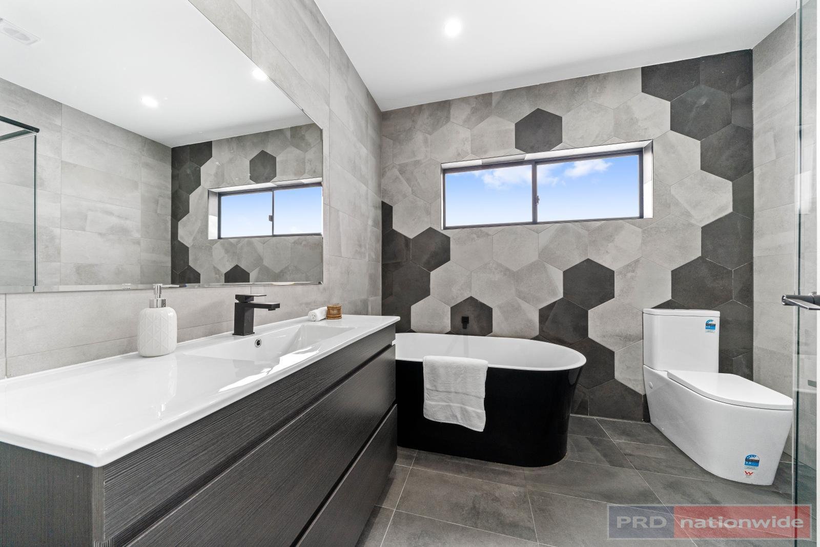 29 Pyramid Avenue PADSTOW 8