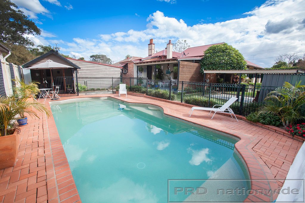 29 Queen Street LORN 2