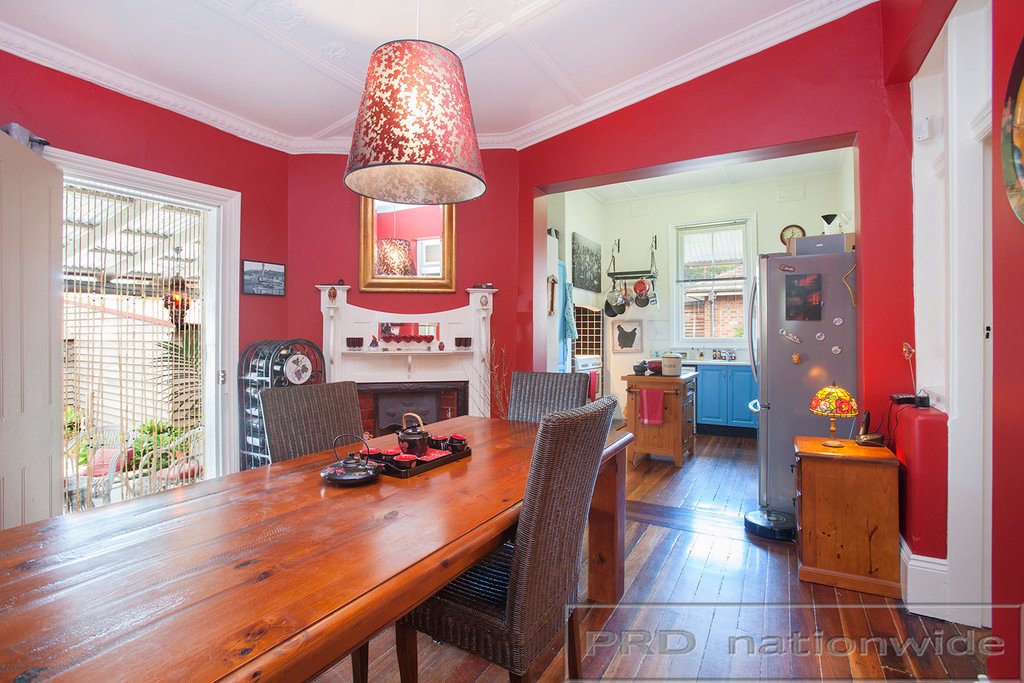 29 Queen Street LORN 12