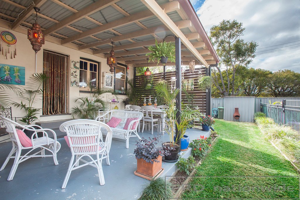 29 Queen Street LORN 16