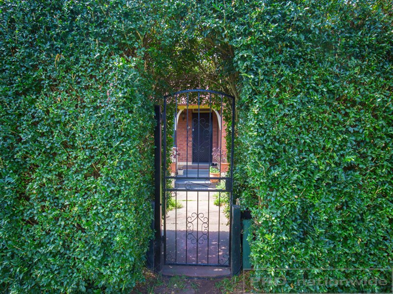 29 Queen Street LORN 21