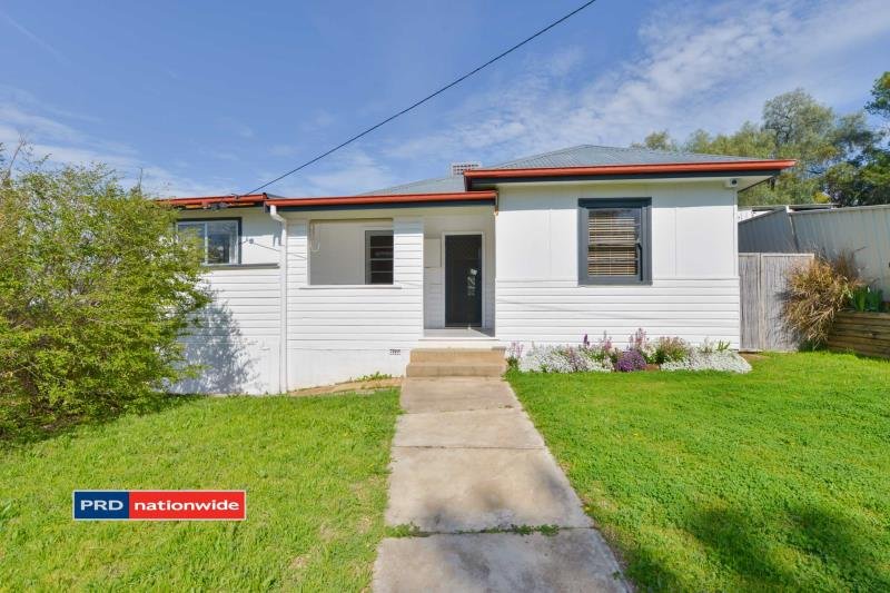29 Rawson Avenue TAMWORTH 8