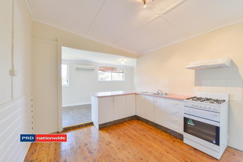 29 Rawson Avenue TAMWORTH 5