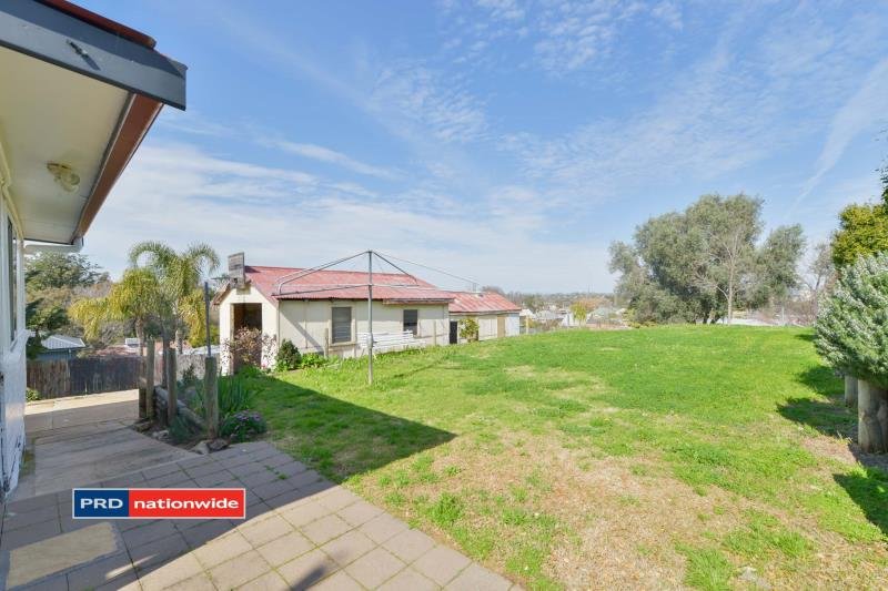 29 Rawson Avenue TAMWORTH 8