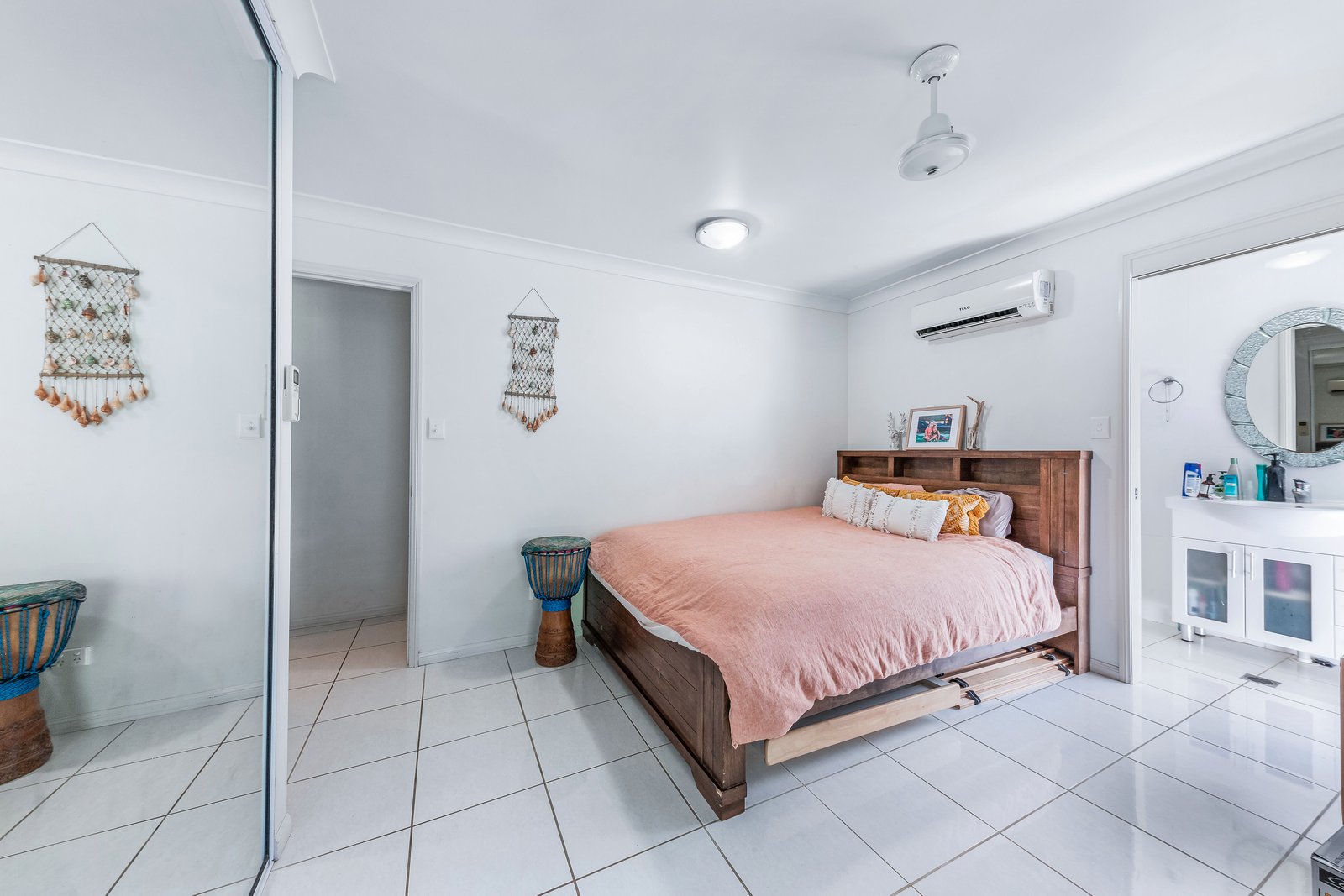 29 Ridge View Road CANNONVALE 4