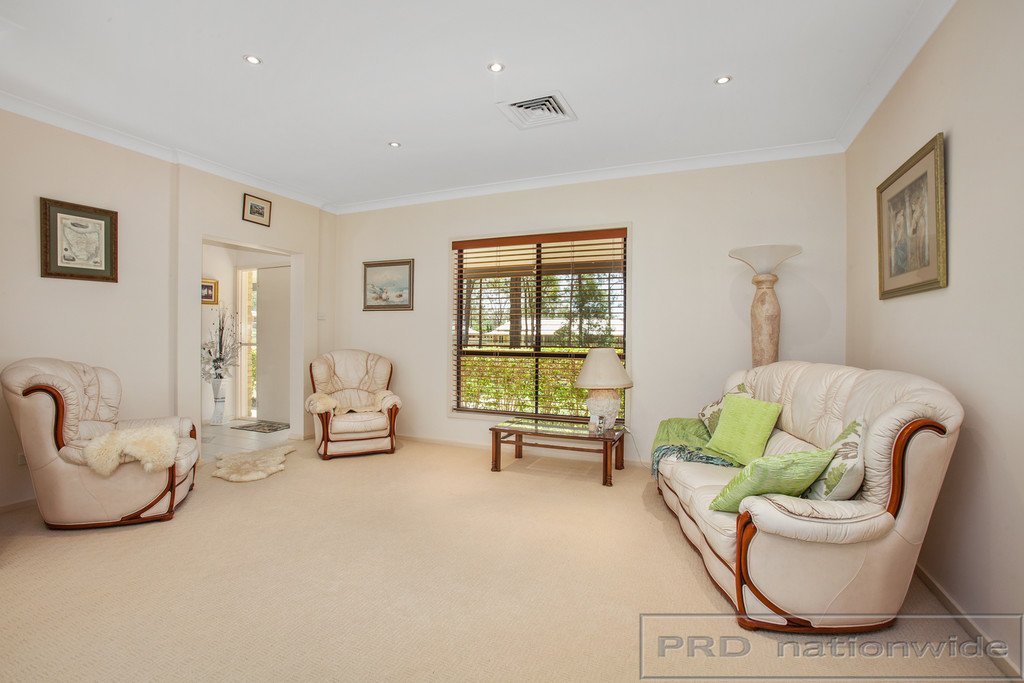 29 Rosebank Drive WALLALONG 16