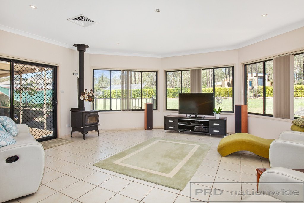 29 Rosebank Drive WALLALONG 22