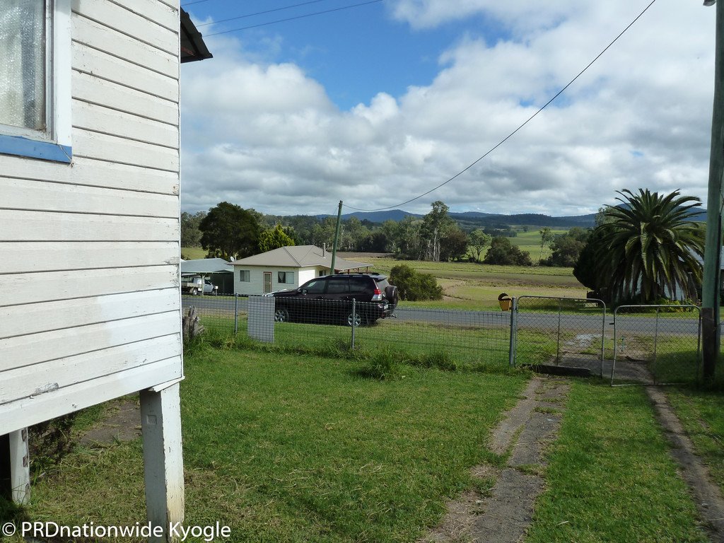 29 Roseberry Street WOODENBONG 13