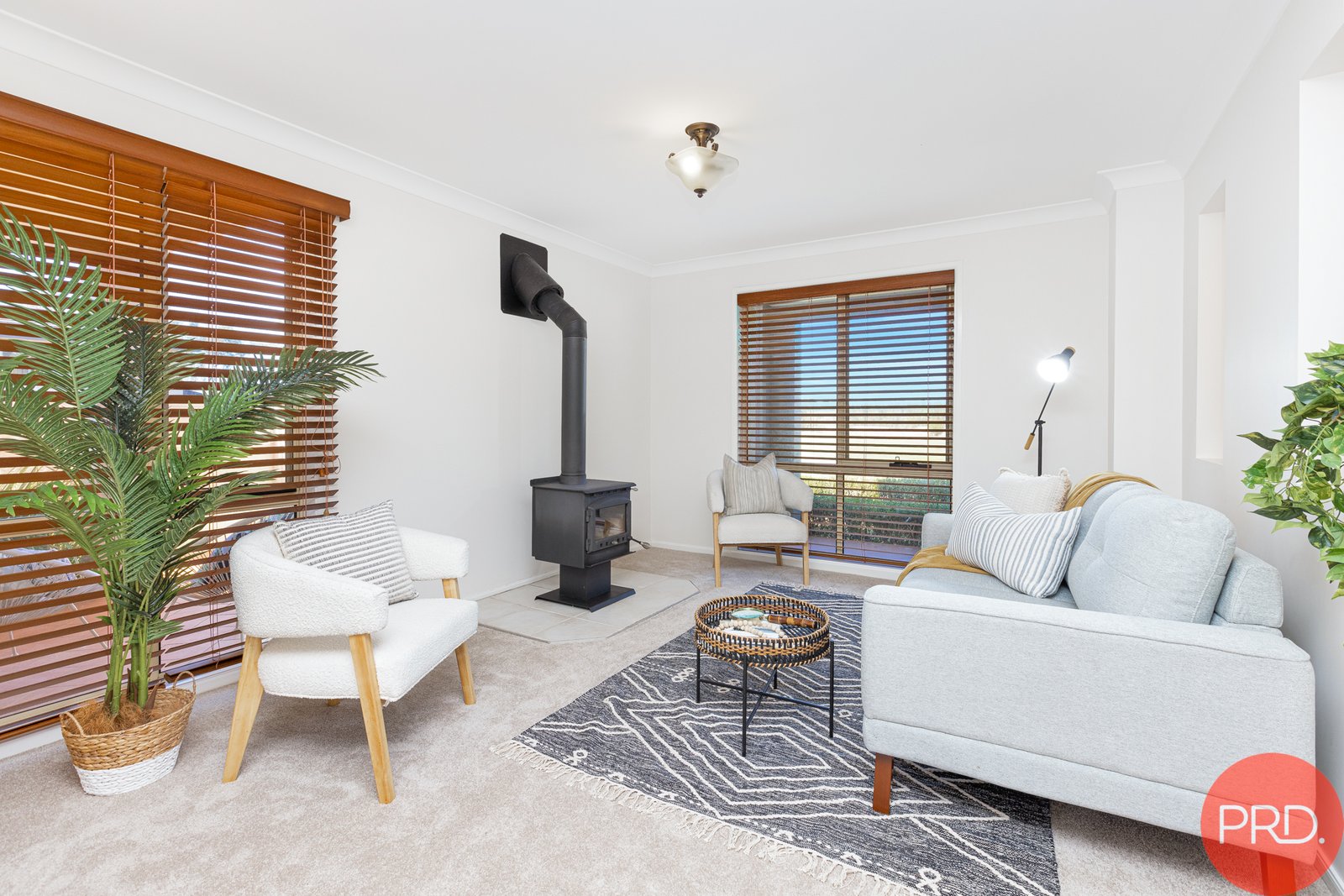 29 Rothbury Terrace THORNTON 9