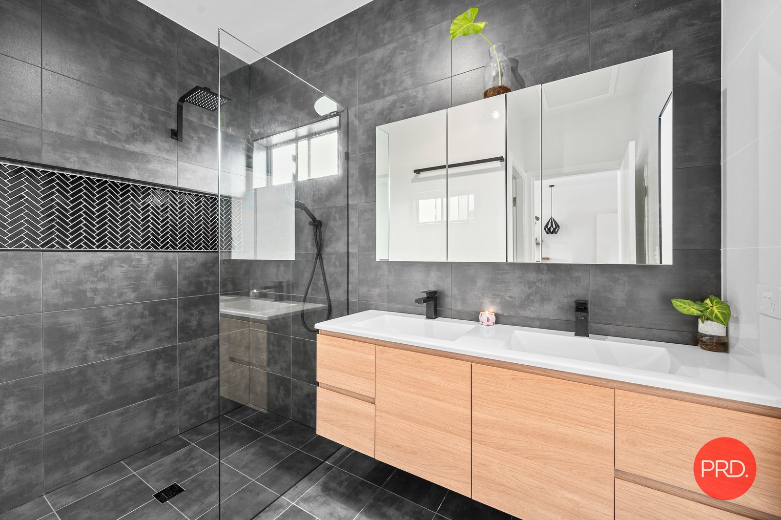 29 Rutland St  BONVILLE 12